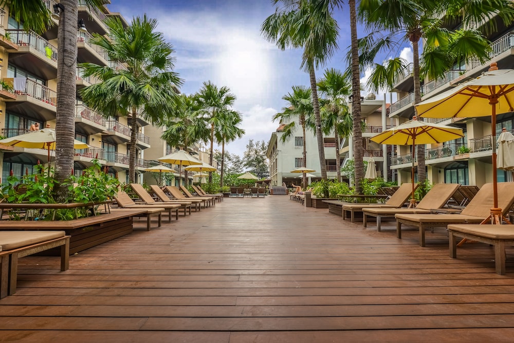 Sundeck