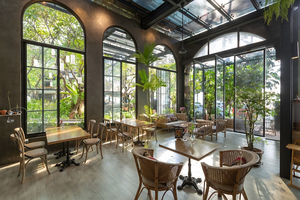 Cafe