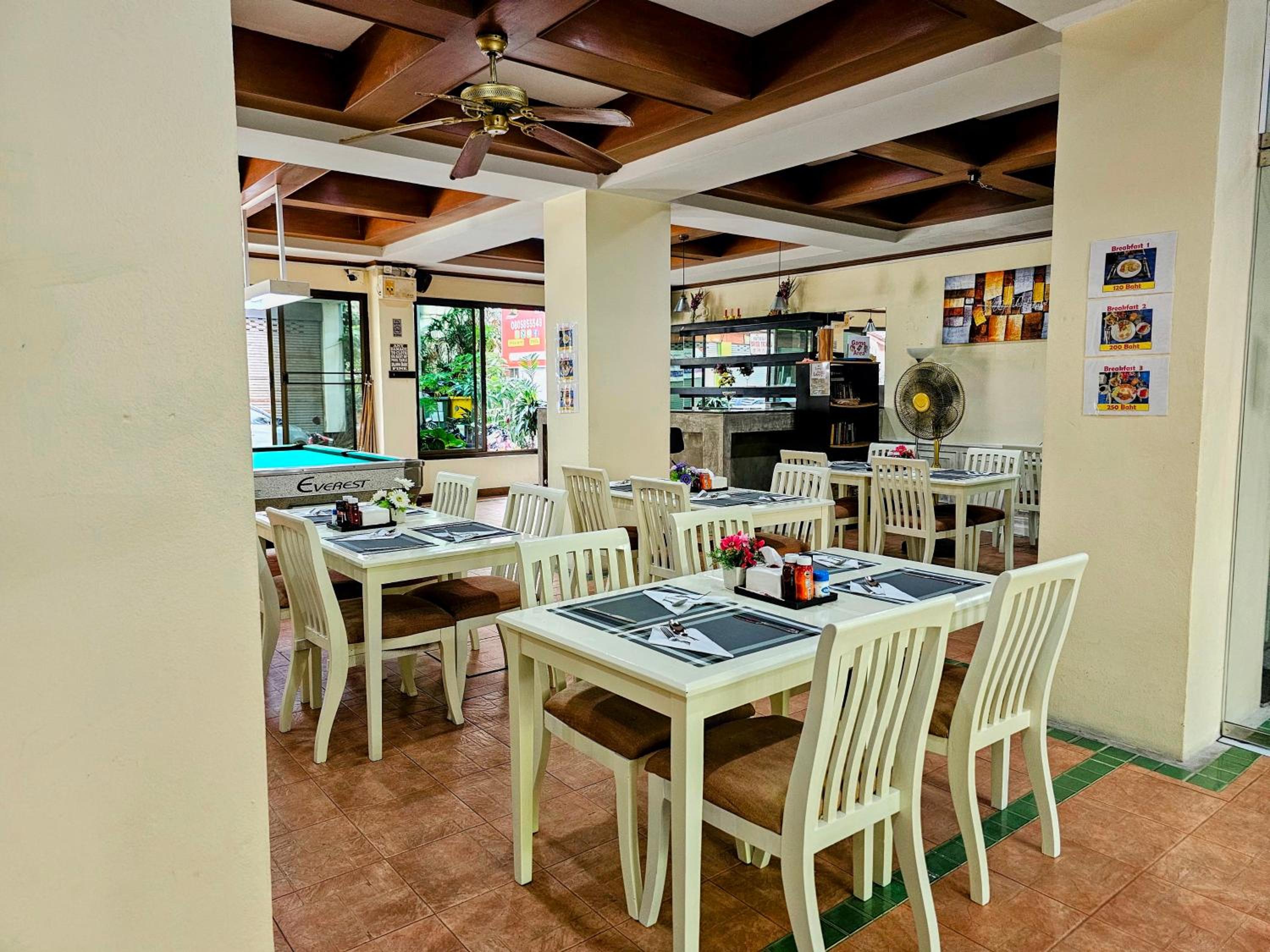 Restaurant-cafeteria