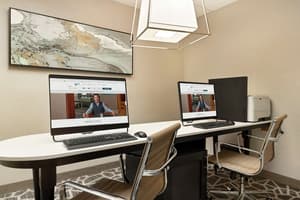 thumbnail: Business center