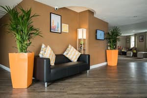 thumbnail: Lobby sitting area