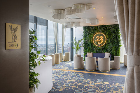Bar and Lounge