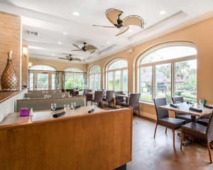 thumbnail: Restaurant
