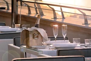thumbnail: Interior detail