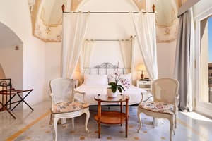 thumbnail: Interior detail