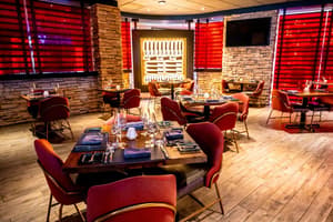thumbnail: Restaurant