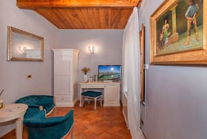 thumbnail: Living area
