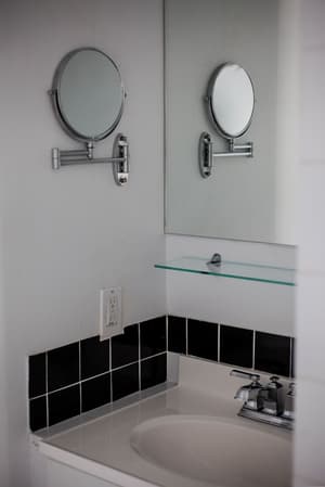 thumbnail: Bathroom