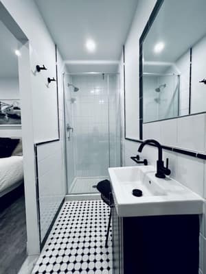 thumbnail: Bathroom