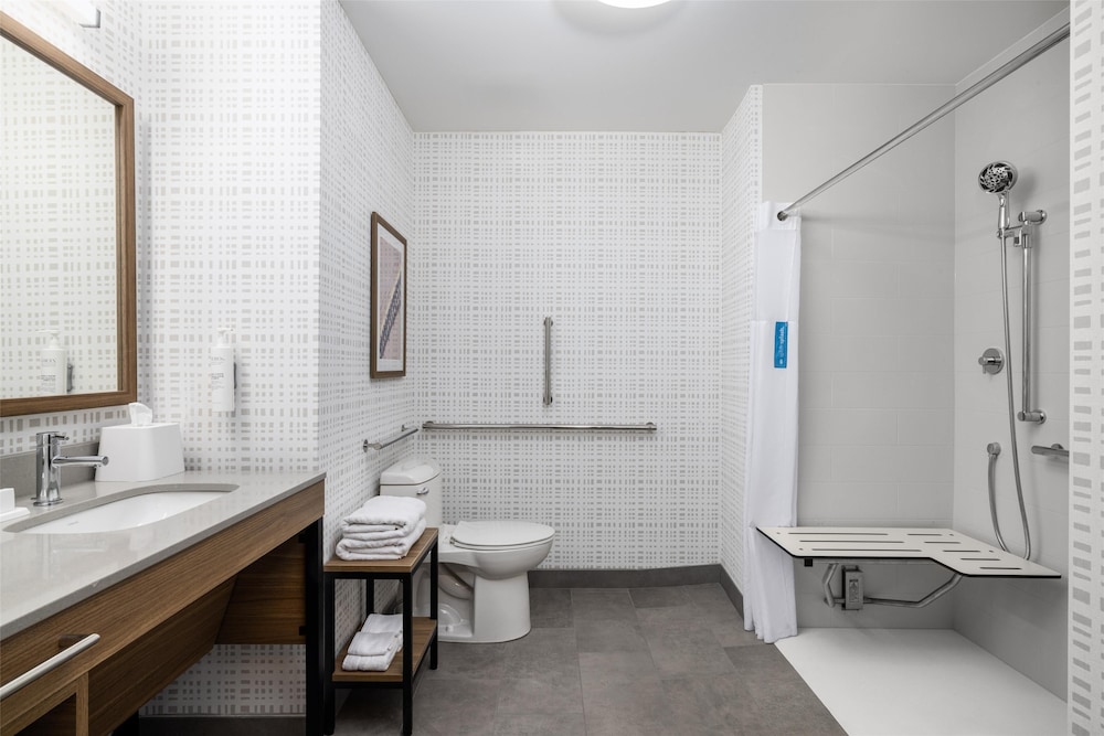 Bathroom shower