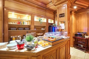 thumbnail: Breakfast buffet