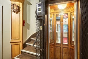 thumbnail: Elevator