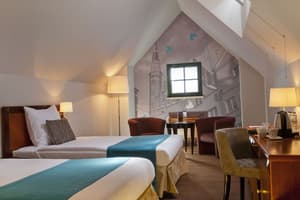 thumbnail: Room