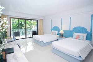 thumbnail: Room