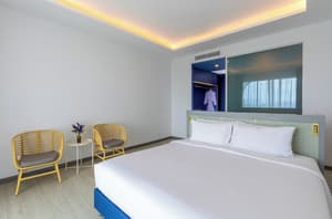 thumbnail: Room