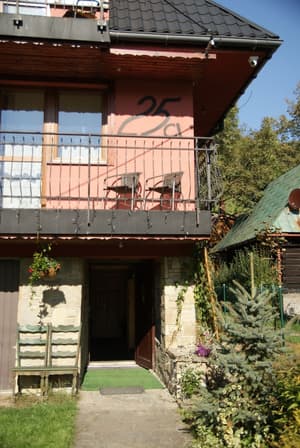 thumbnail: Exterior