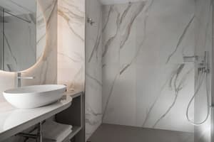 thumbnail: Deep soaking bathtub