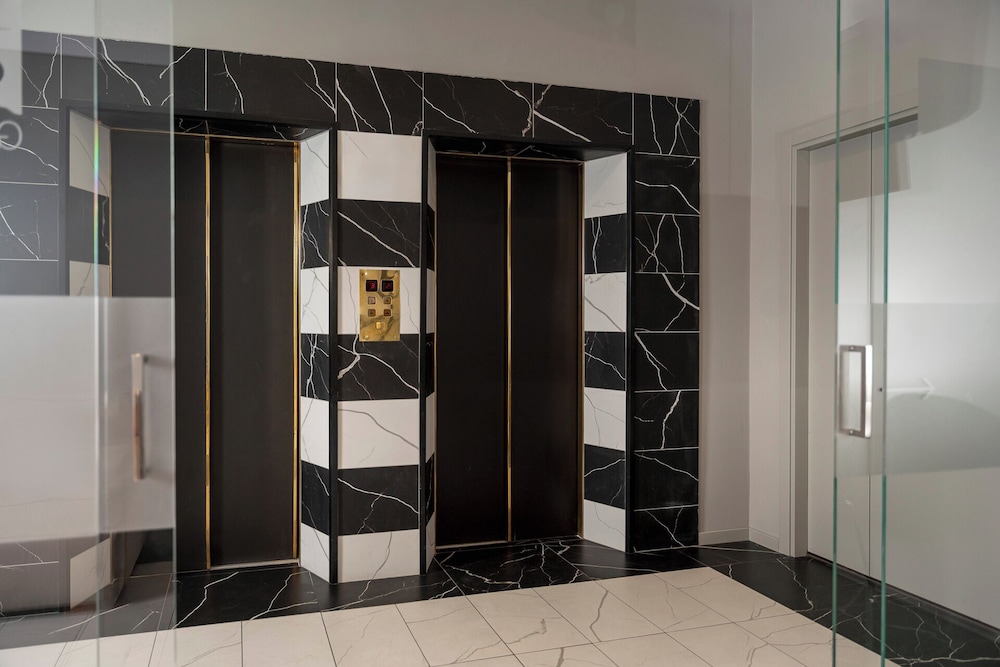 Elevator