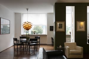 thumbnail: Bar (on property)