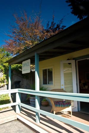 thumbnail: Exterior