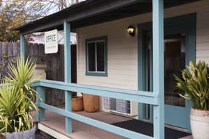 thumbnail: Porch