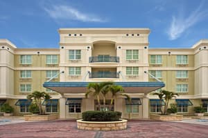 thumbnail: Exterior
