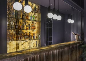 thumbnail: Bar (on property)