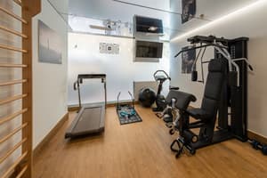 thumbnail: Gym