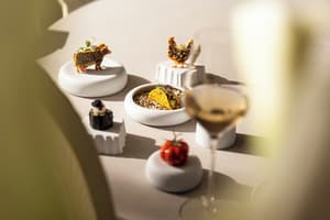 thumbnail: Restaurant