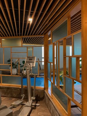 thumbnail: Gym
