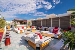 thumbnail: Lounge