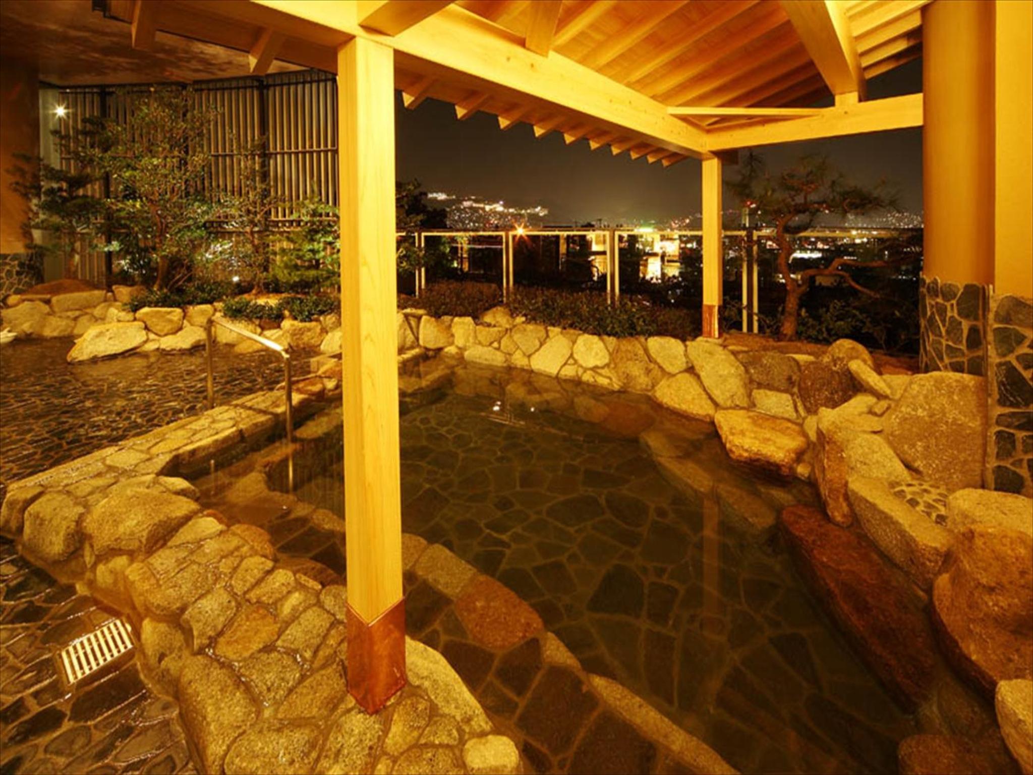 Swimming pool-spa