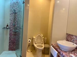 thumbnail: Bathroom