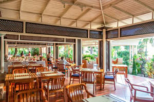 thumbnail: Restaurant
