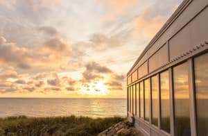 thumbnail: Exterior