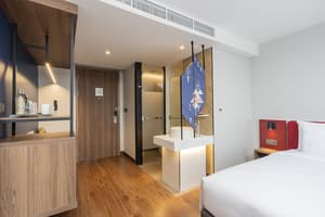 thumbnail: Room