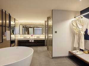 thumbnail: Bathroom