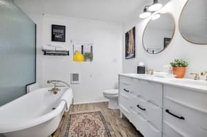 thumbnail: Bathroom