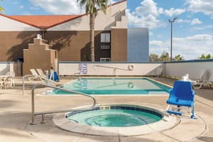 thumbnail: Pool