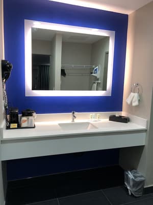 thumbnail: Bathroom