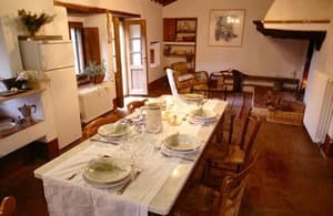 thumbnail: In-room dining
