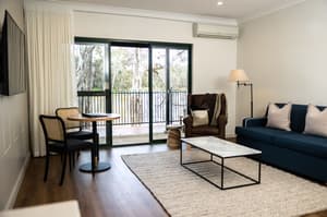 thumbnail: Living area