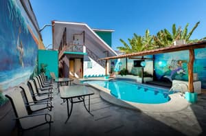 thumbnail: Pool