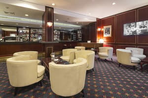 thumbnail: Lounge