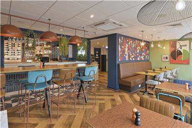 Dining,Dining Area,Restaurant,On-Site