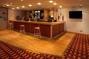 thumbnail: Bar (on property)