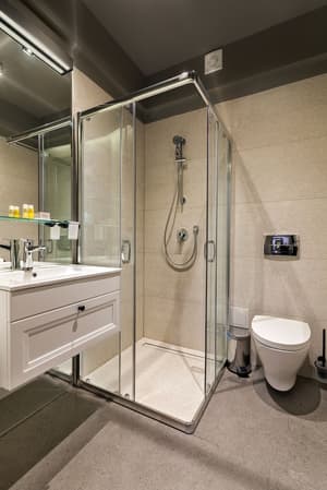 thumbnail: Bathroom