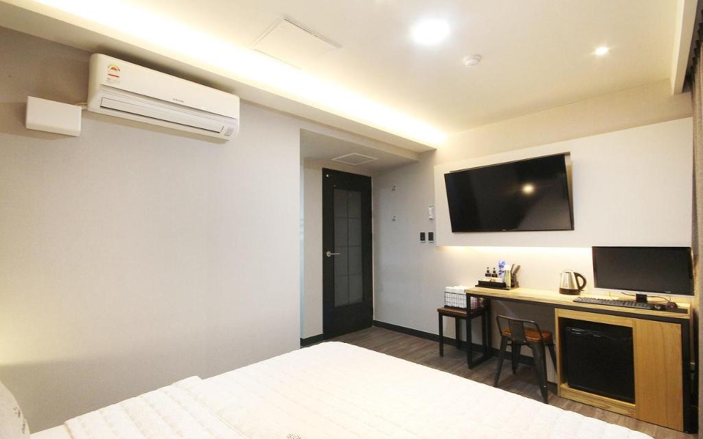 e62b1a21fed14232344c3525d24d9bed.jpg