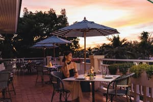 thumbnail: Restaurant