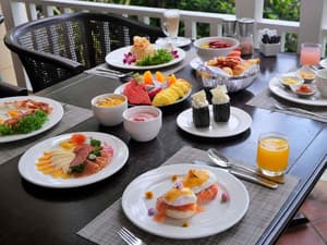 thumbnail: Restaurant